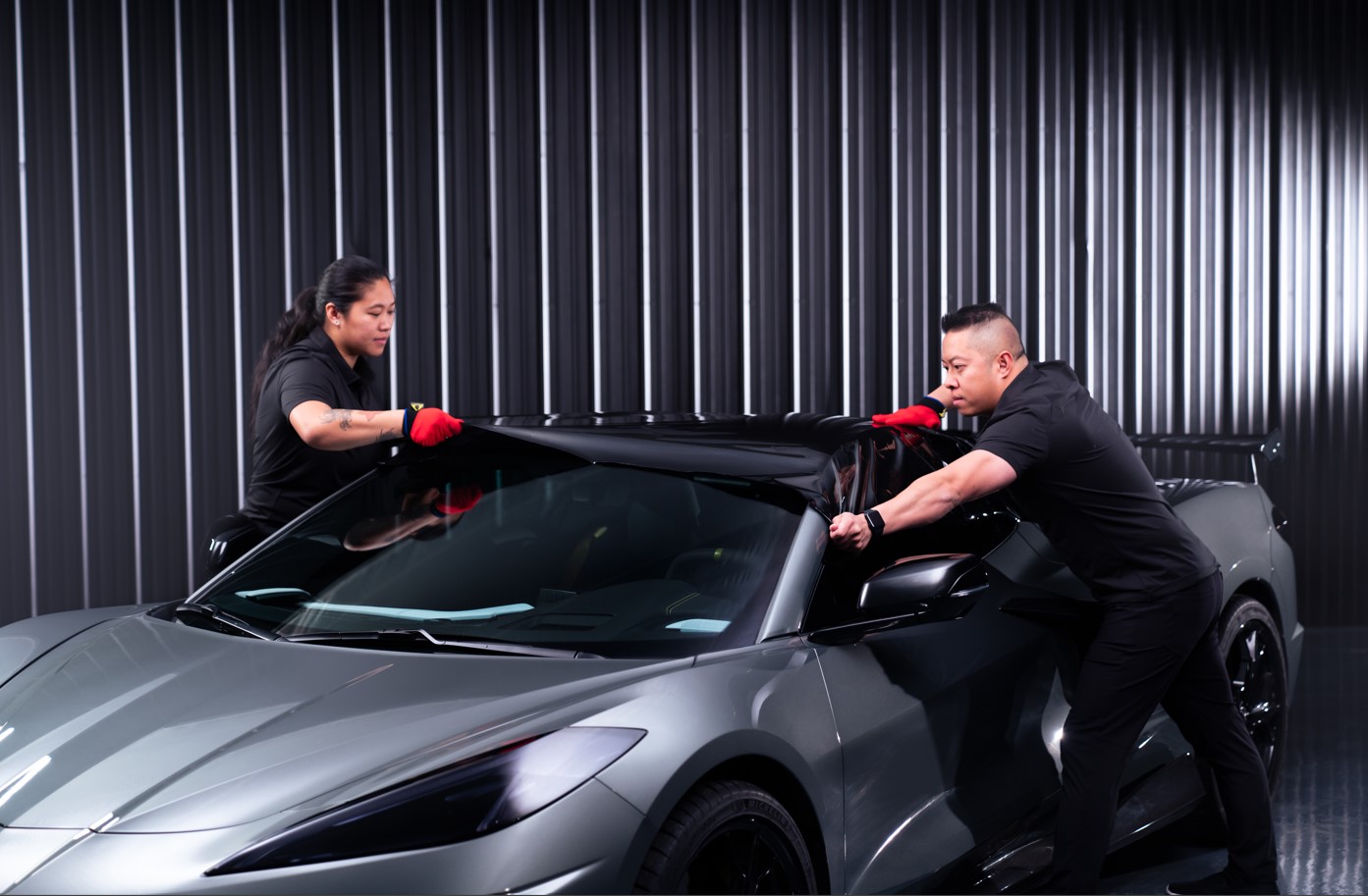 (圖9)至3M原廠授權施工商指定張貼3M™車身改色膜2080全系列可享最高5年保固 (3M提供)